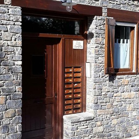 Apartament De La Lali Roní 外观 照片