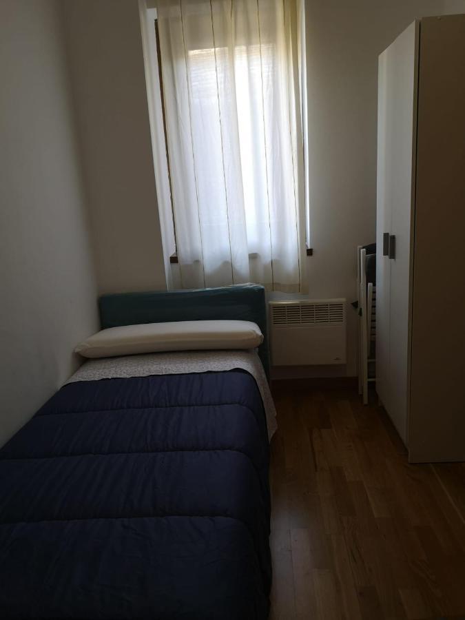 Apartament De La Lali Roní 外观 照片