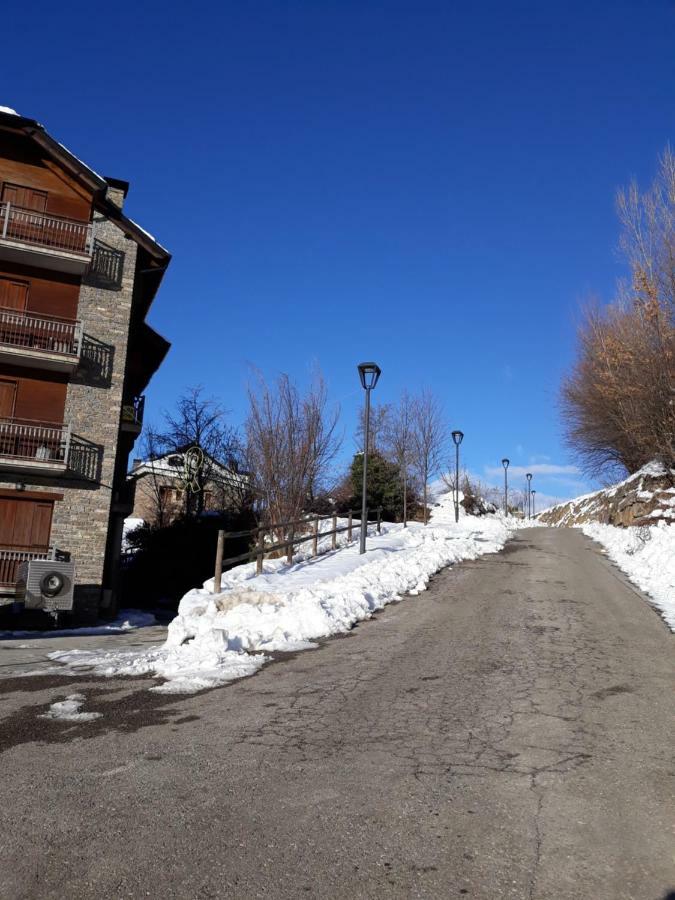 Apartament De La Lali Roní 外观 照片